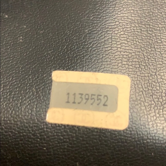 Vintage CHANEL handbag 12 x 10 - SALE - Picture 6 of 16